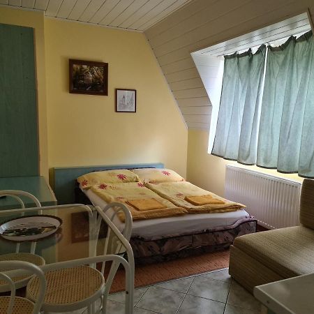 Richie Ii. Apartman Appartamento Siófok Esterno foto